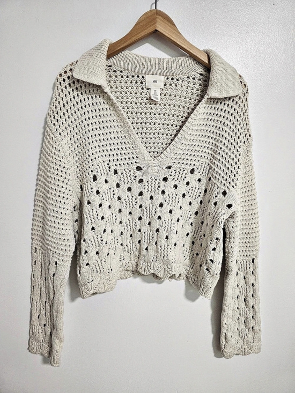 H&M Crochet V-Neck Sweater Cream Size Large 100% Cotton Boho